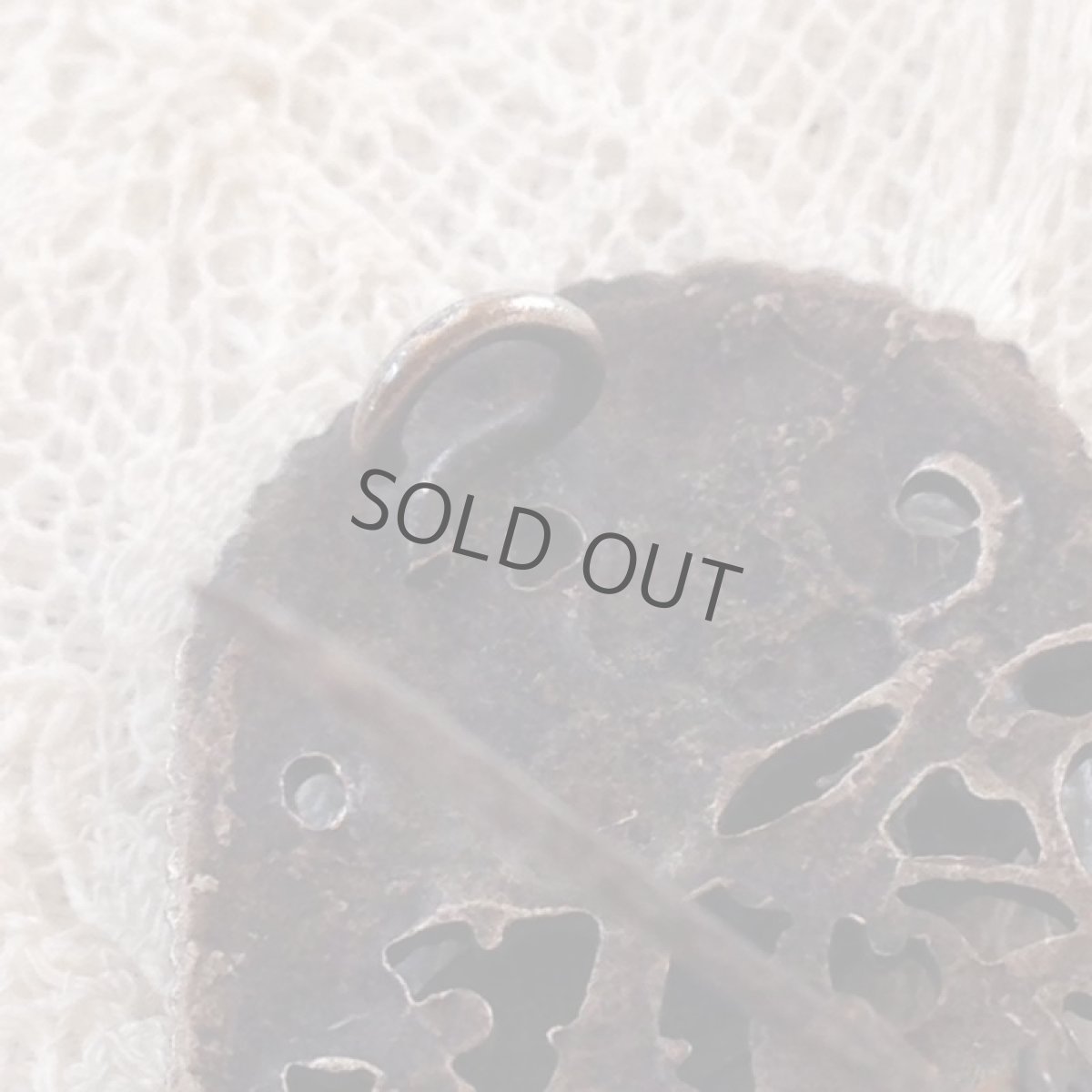 画像4: フランス ブローチ マリア様 ハート 星 (4)