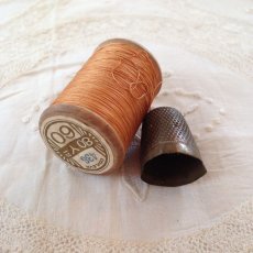 画像3: フランス ソーイング セット 指貫 糸 ジャンク (3)