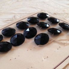 画像2: チェコ ガラス ボタン 黒 カット (2)