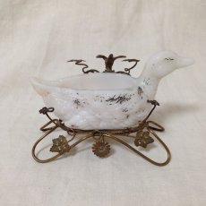 画像1: フランス ミルクガラス 飾り 小物入れ 鳥 (1)