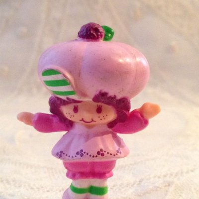 画像1: アメリカ フィギュア 香り付き Strawberryland Miniatures / Raspberry Tart