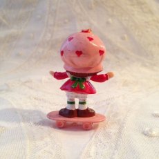 画像3: アメリカ フィギュア 香り付き Strawberryland Miniatures / Strawberry Shortcake (3)