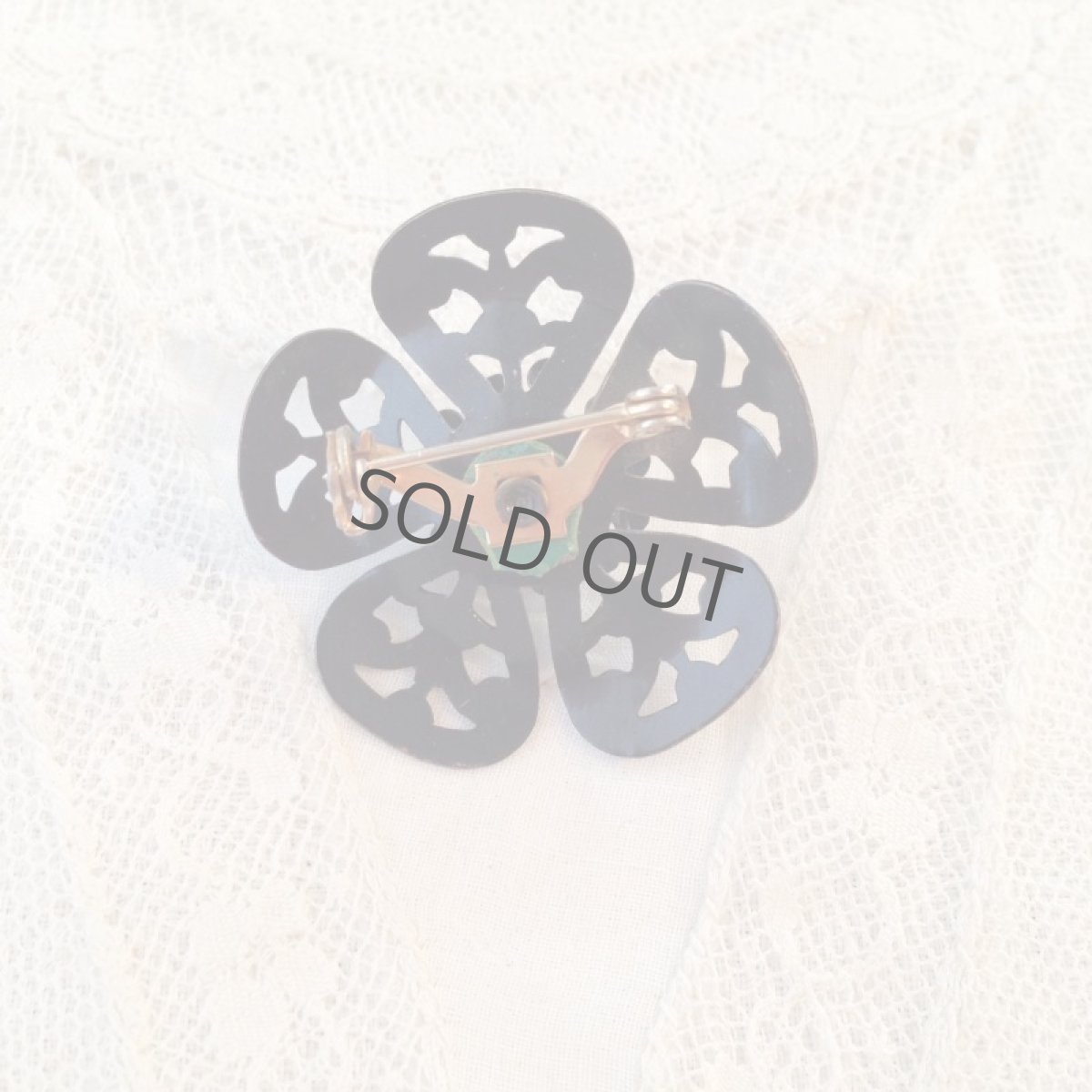 画像2: ブローチ エナメル 黒 パール 花 (2)