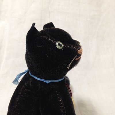 画像1: ぬいぐるみ 黒猫 ハーマン Hermann 水色リボン