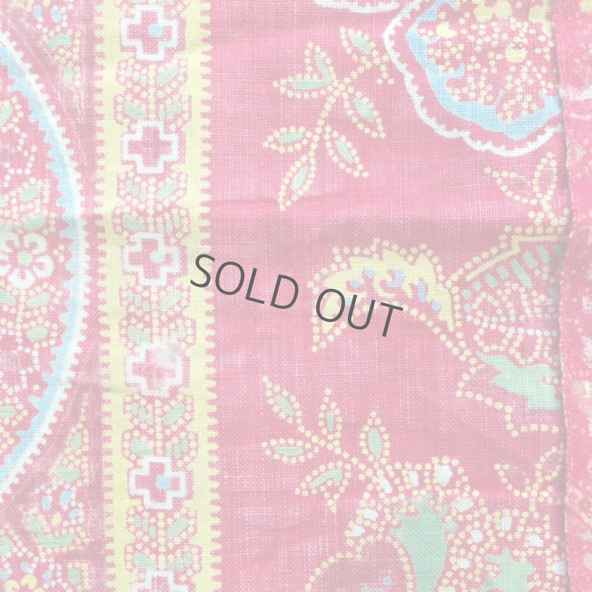 画像4: 古布 はぎれ 赤 黄 細かい花柄 パンジー? (4)