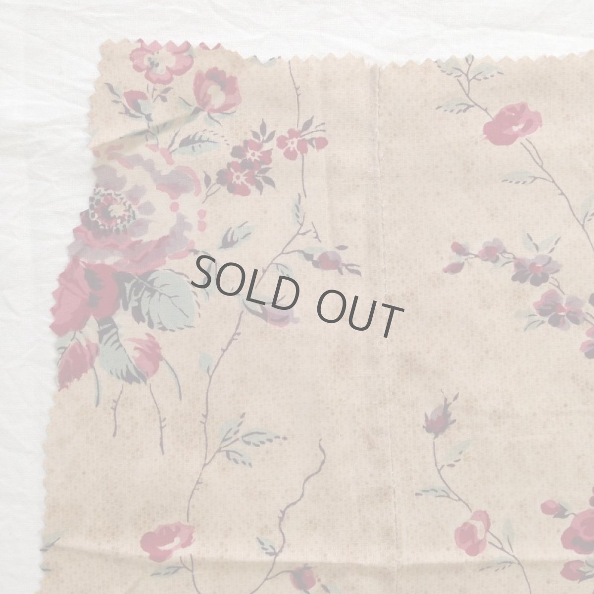 画像3: 古布 はぎれ 赤 グレー (3)