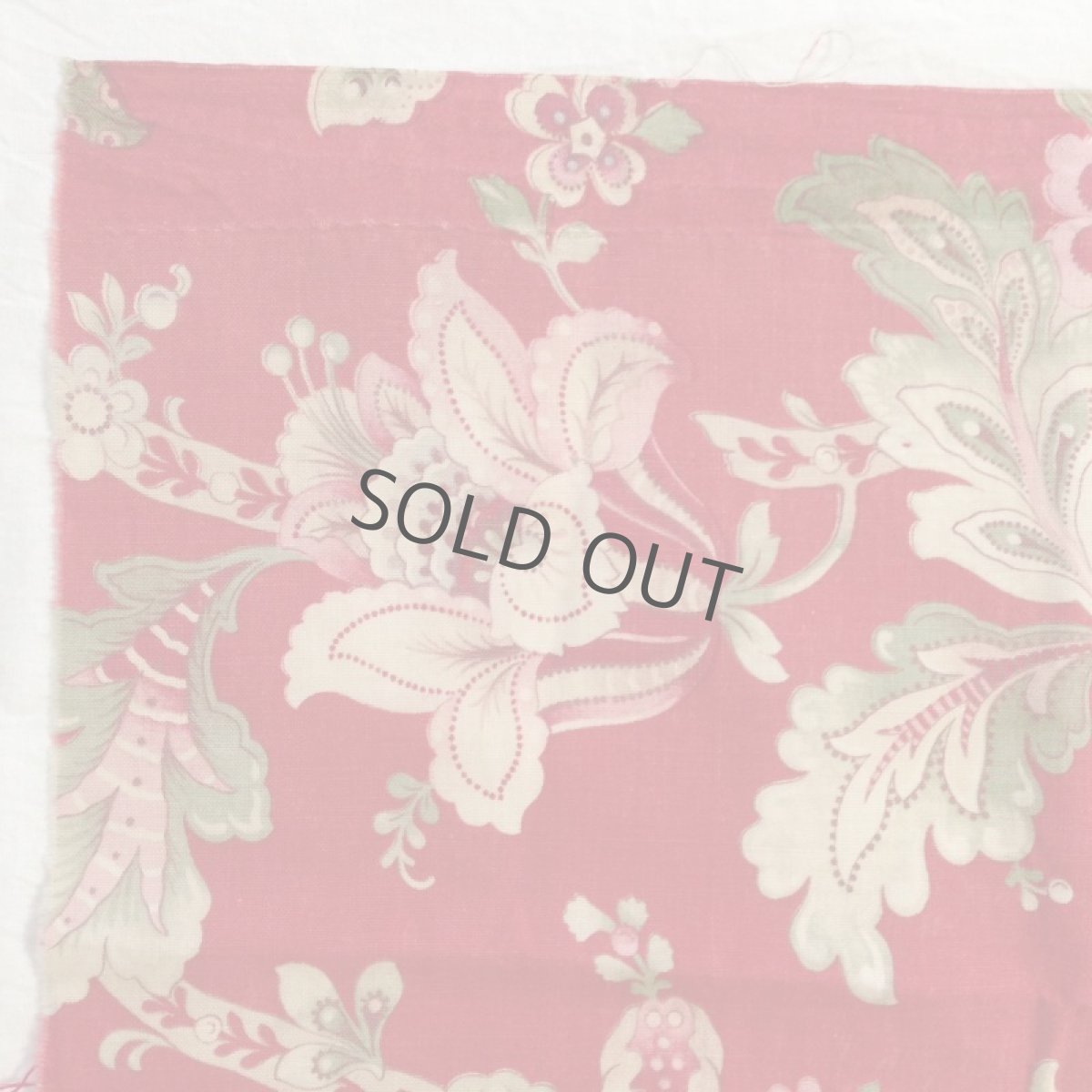 画像3: 古布 はぎれ 赤 モスグリーン 花 (3)