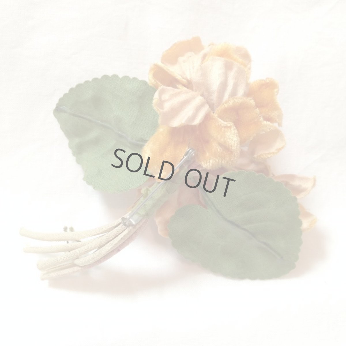 画像2: 布花 オレンジ ベルベット 葉付き (2)