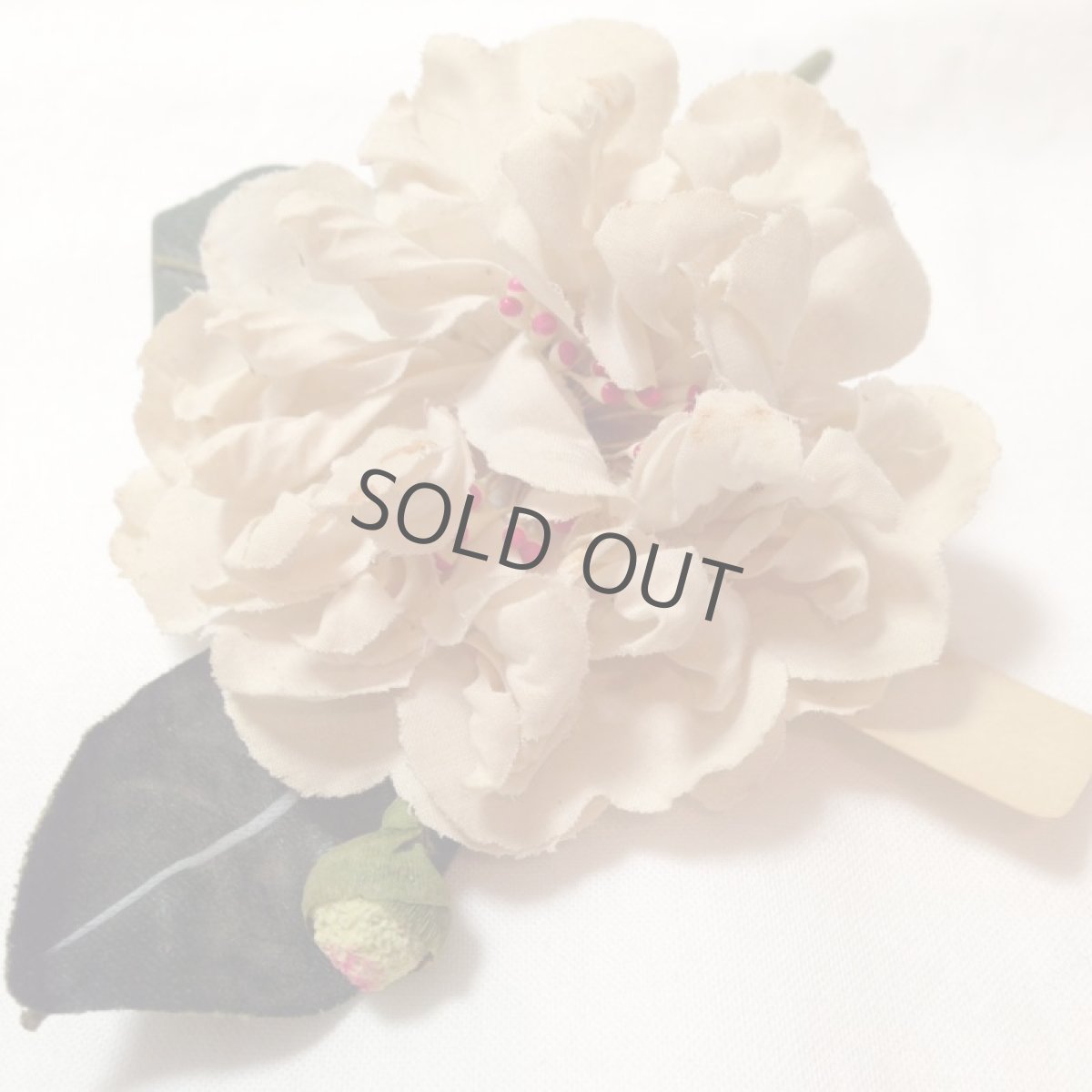 画像3: 布花 白 ペップ赤 葉蕾付き (3)