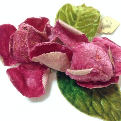 画像1: 布花 ピンク 薔薇 ベルベット 葉付き