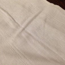 画像7: テーブルリネン ホワイト 織り/刺繍 小花 オレンジ/パープル (7)