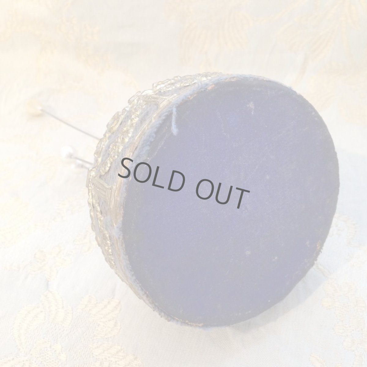 画像10: 手芸用品 ピンクッション くすんだブルー/リボンの装飾 (ハットピン込み) (10)