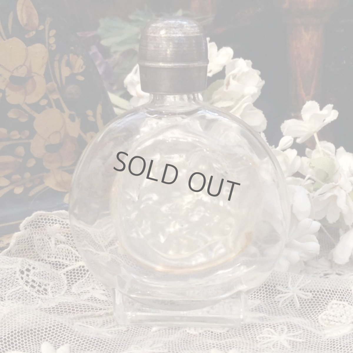 画像3: 香水ビン シルバーの飾り 花 円 (3)