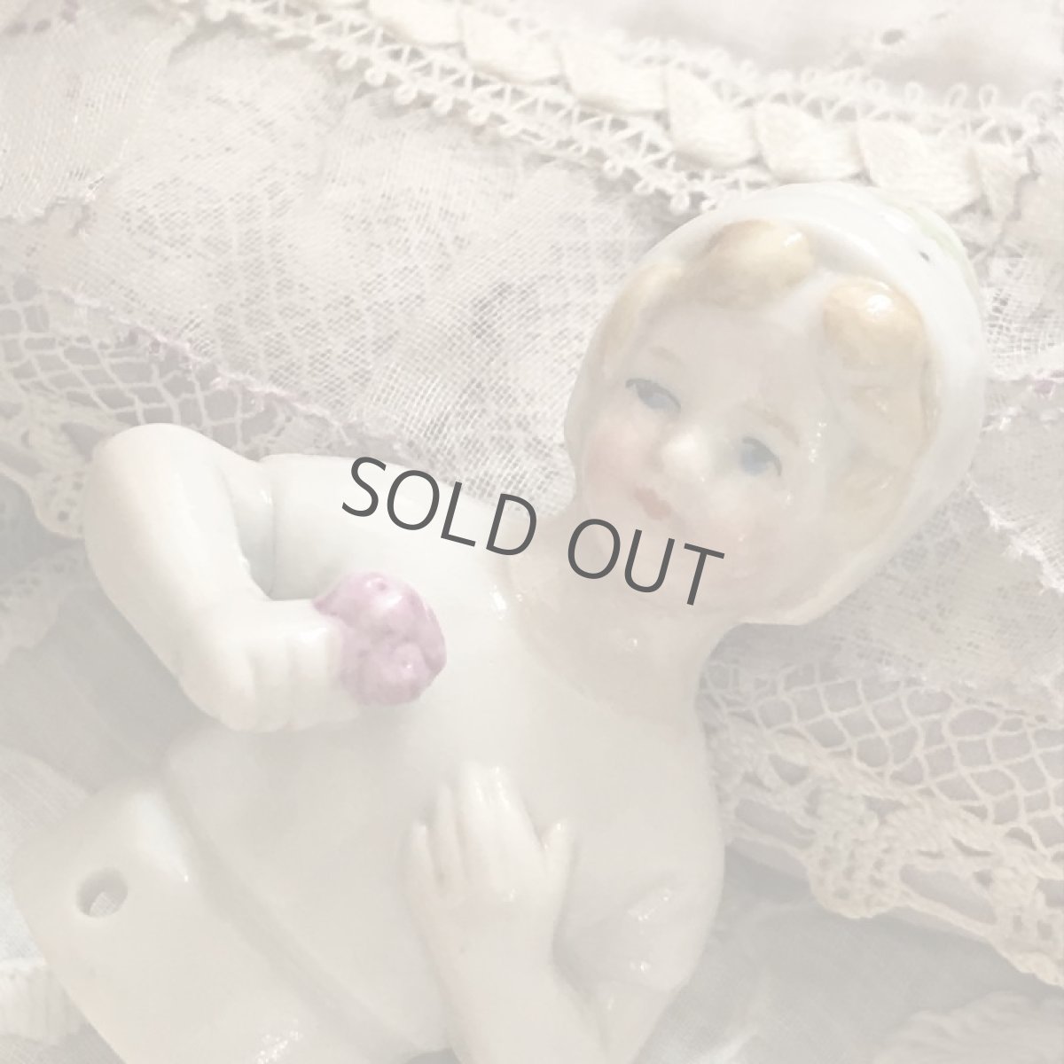 画像8: ピンクッションドール 手に花 帽子 ブロンドヘア (8)