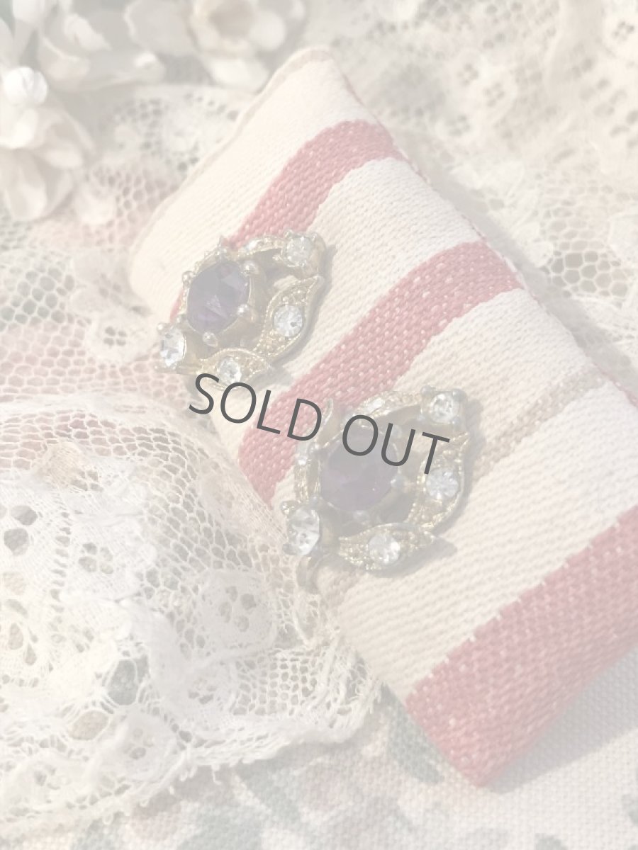 画像2: BOGOFFサイン入り/紫ラインストーンの耳飾り (2)