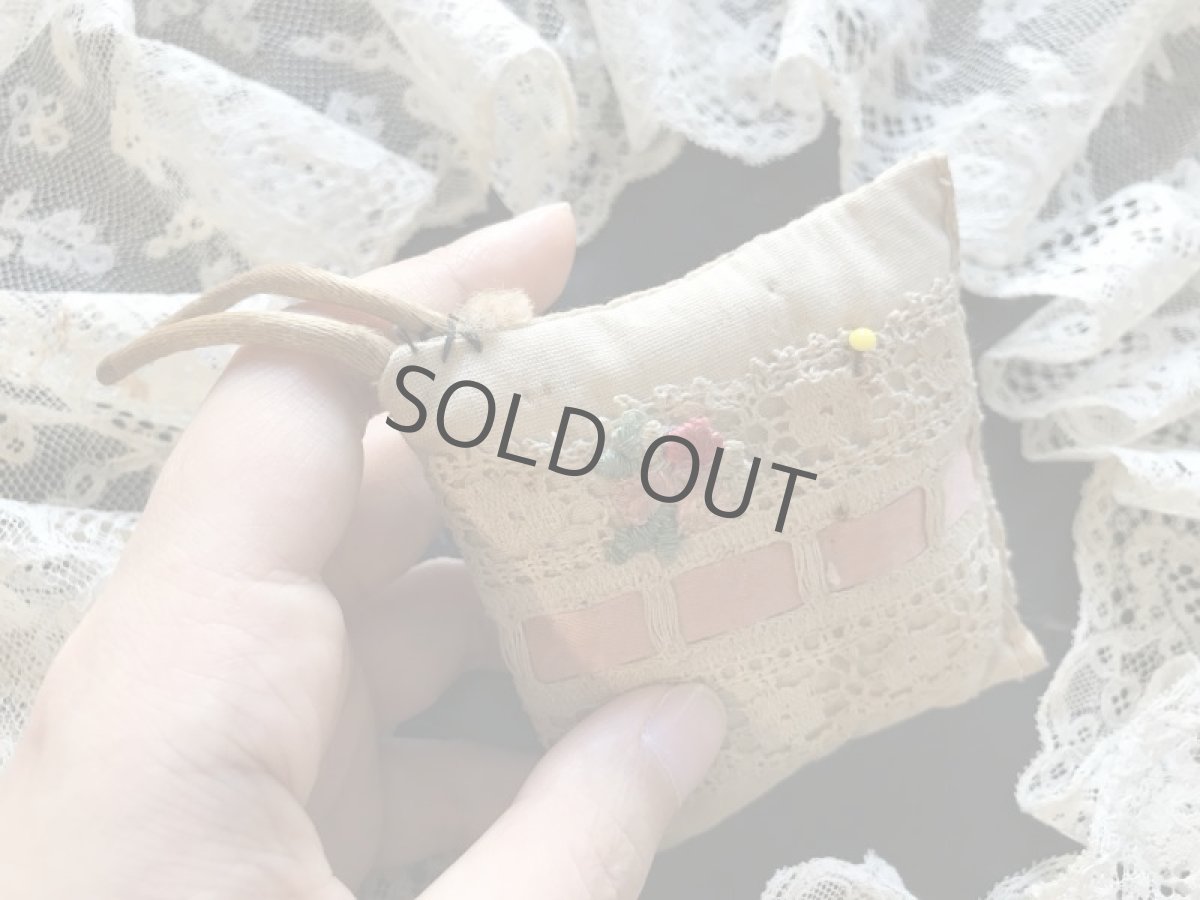 画像5: 手芸用品 花アップリケのピンクッション (5)