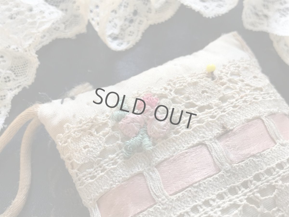 画像2: 手芸用品 花アップリケのピンクッション (2)