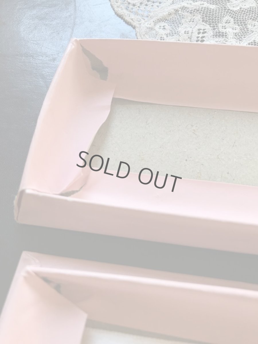 画像7: ドラジェ 紙箱 ピンク×金彩 女性と子供と鳥たち (7)