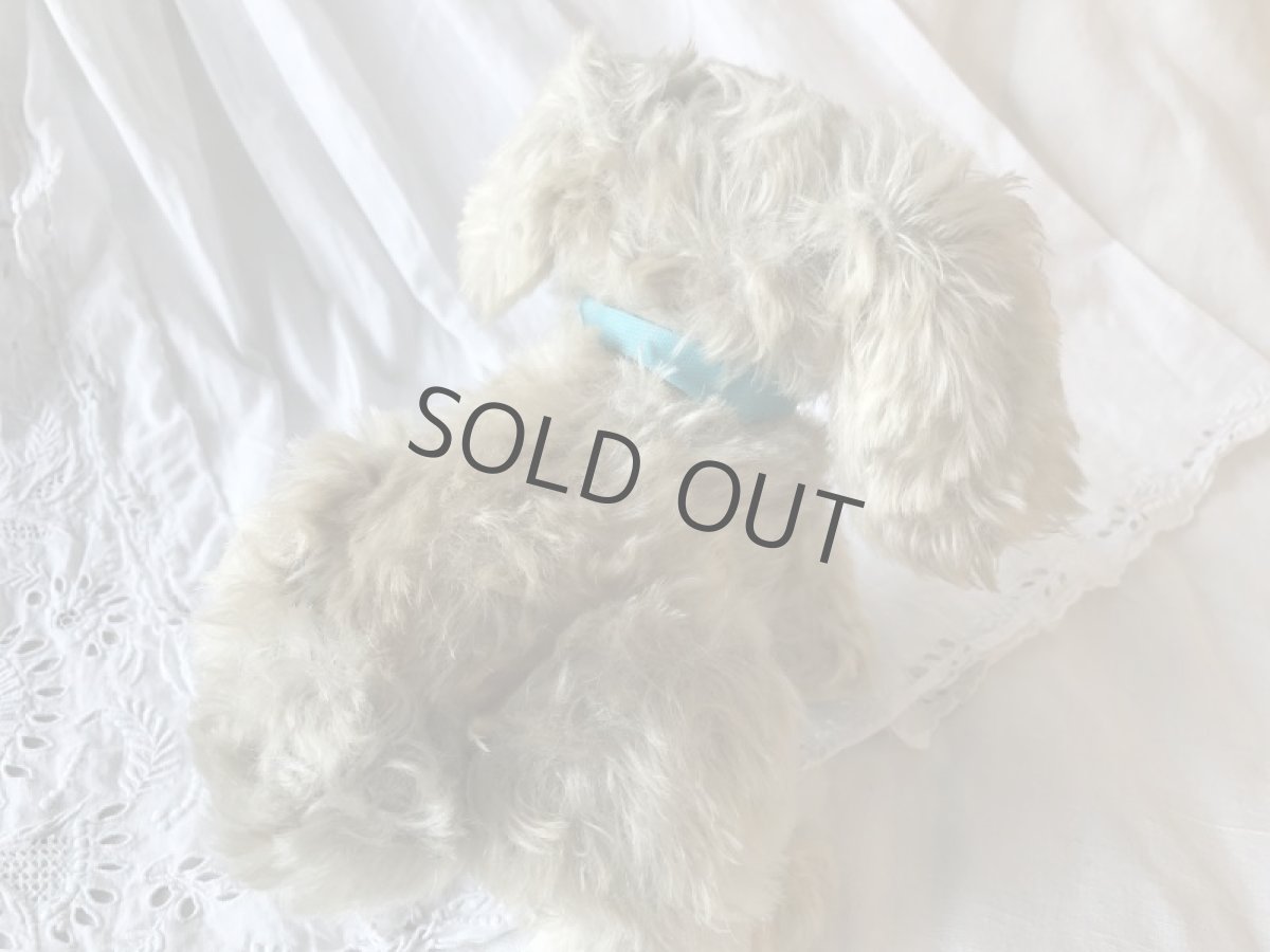 画像10: steiff おすわりウサギのぬいぐるみ グレーベージュ/水色リボン (10)