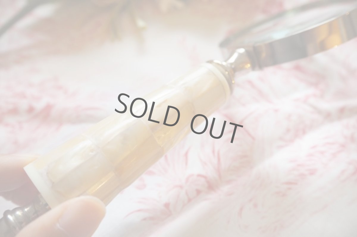 画像11: 貝飾りの拡大鏡 (11)