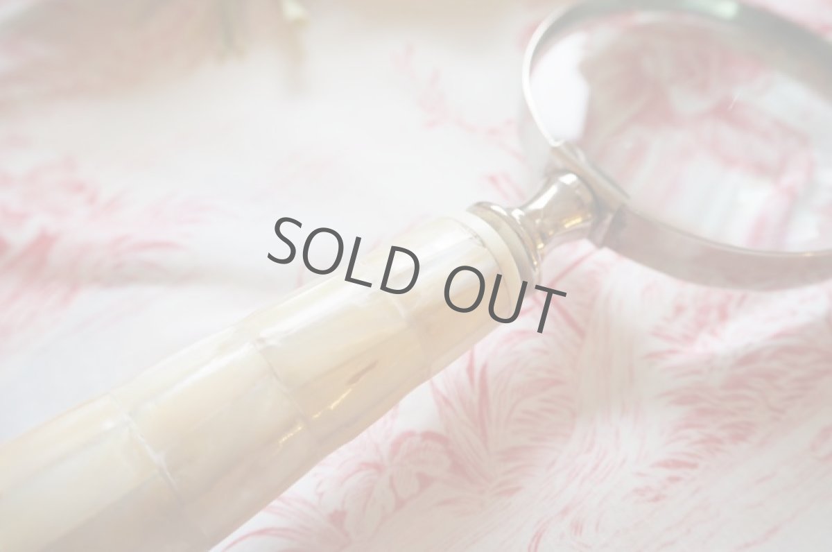 画像10: 貝飾りの拡大鏡 (10)