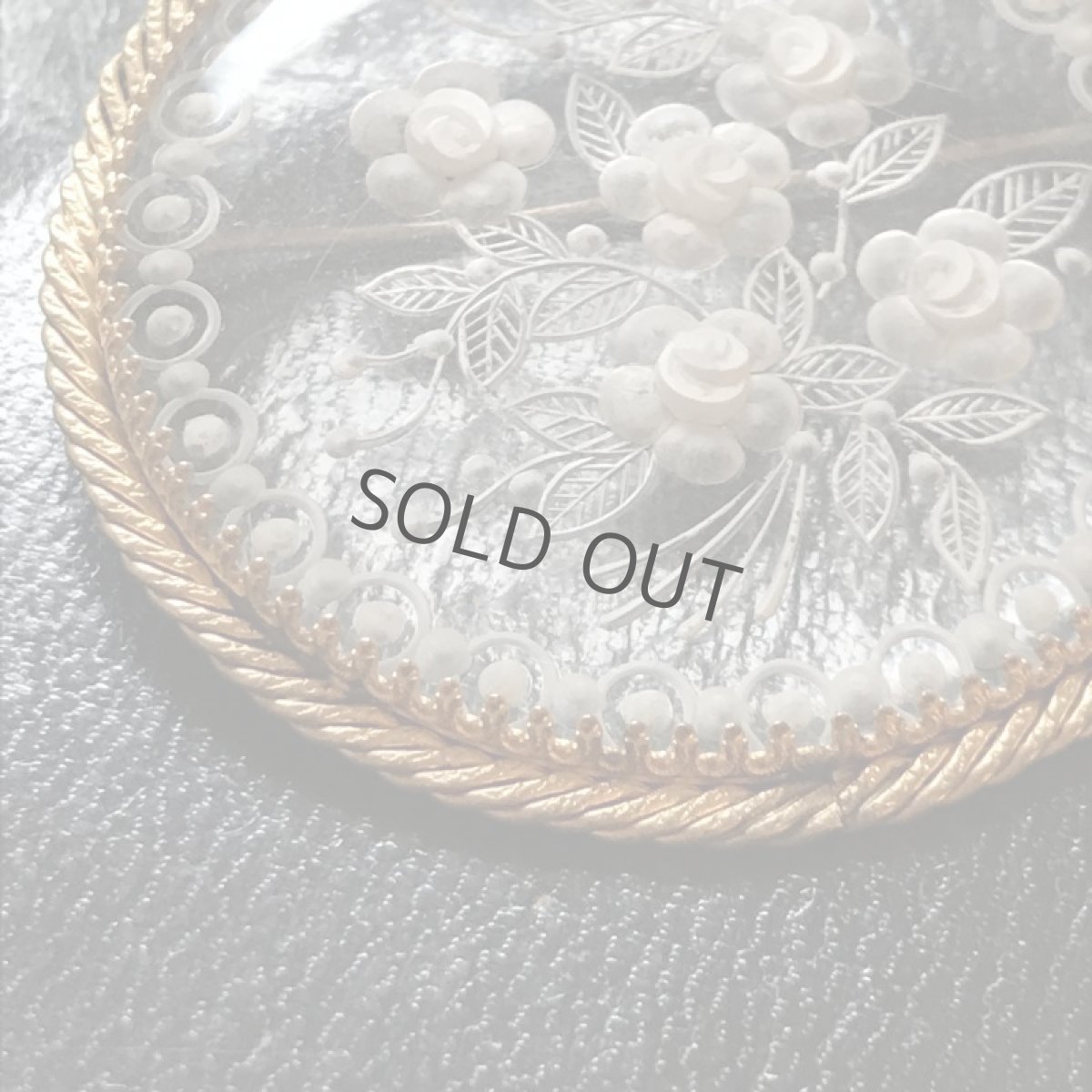 画像5: ルーサイト 花束モチーフのブローチ/丸 (5)