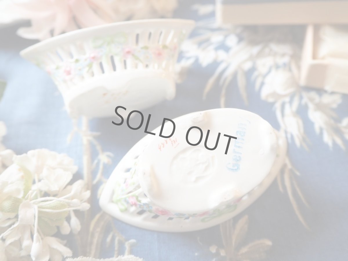 画像7: 陶器の小物入れ/リボンと花のガーランド (7)