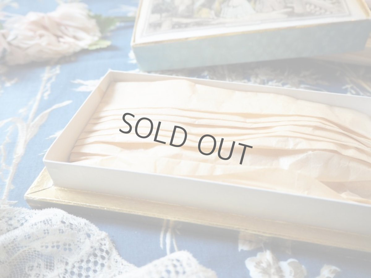 画像12: 布張りドラジェBOX/台座付き (12)