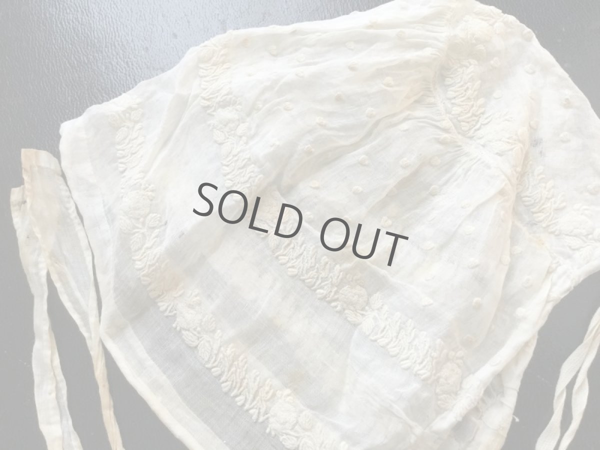 画像5: 手刺繍ベビーボネ/極薄のローン生地 (5)