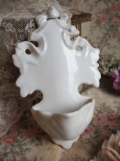画像6: 陶器製 白い聖水入れ (6)