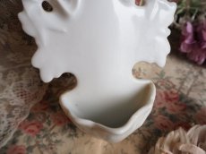 画像5: 陶器製 白い聖水入れ (5)