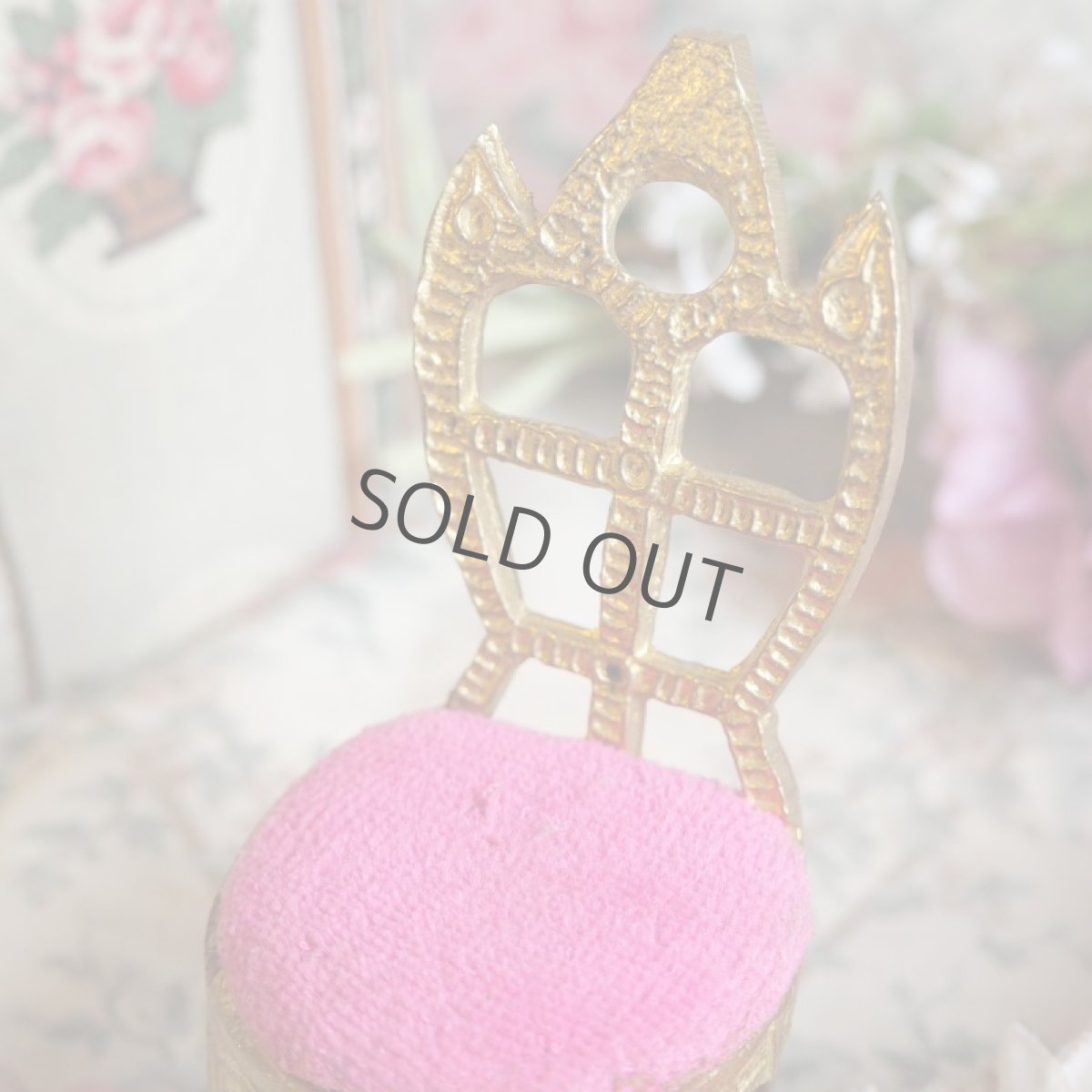 画像6: ミニチュア ピンク&ゴールドの椅子/ドール用 (6)