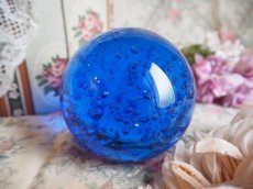 画像3: ガラス製ペーパーウェイト 青い気泡 (3)
