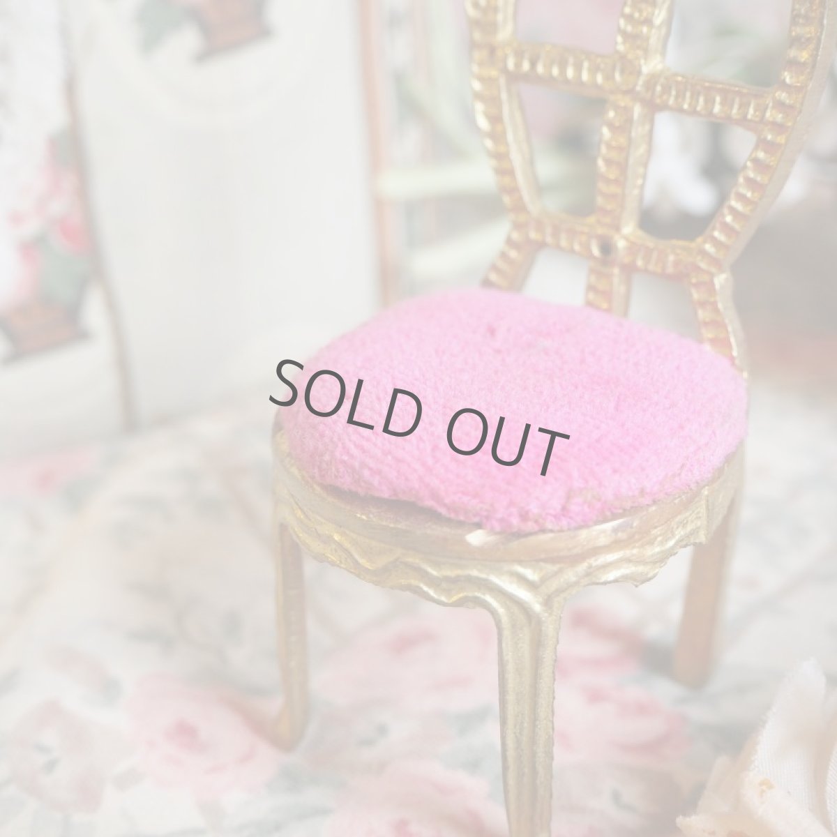 画像8: ミニチュア ピンク&ゴールドの椅子/ドール用 (8)