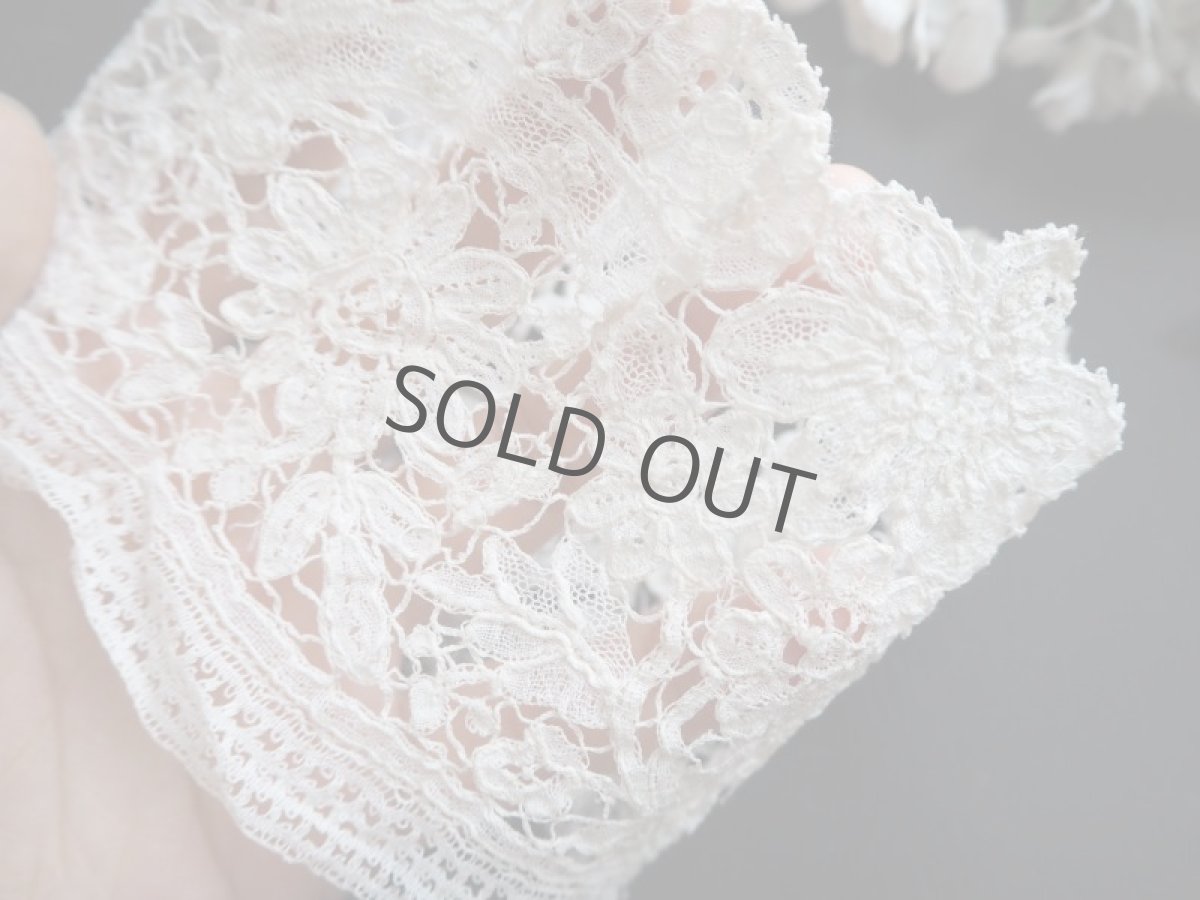 画像9: ブリュッセルデュシャスレースの腕飾り/レース端切れ (9)