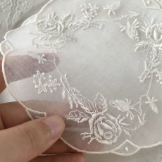 画像10: 薔薇の刺繍オーガンジーレースのドイリー (10)