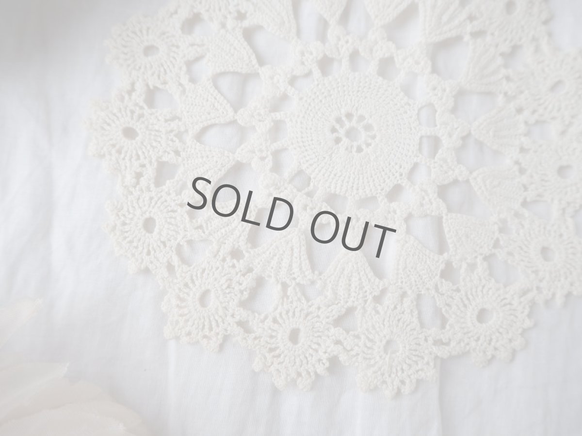 画像3: 細かなクロシェの小さなドイリー (3)