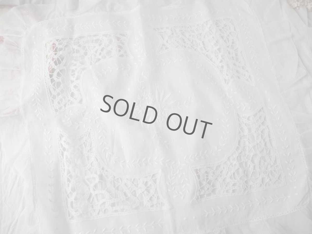 画像14: チュールレースの手仕事テーブルセンター (14)