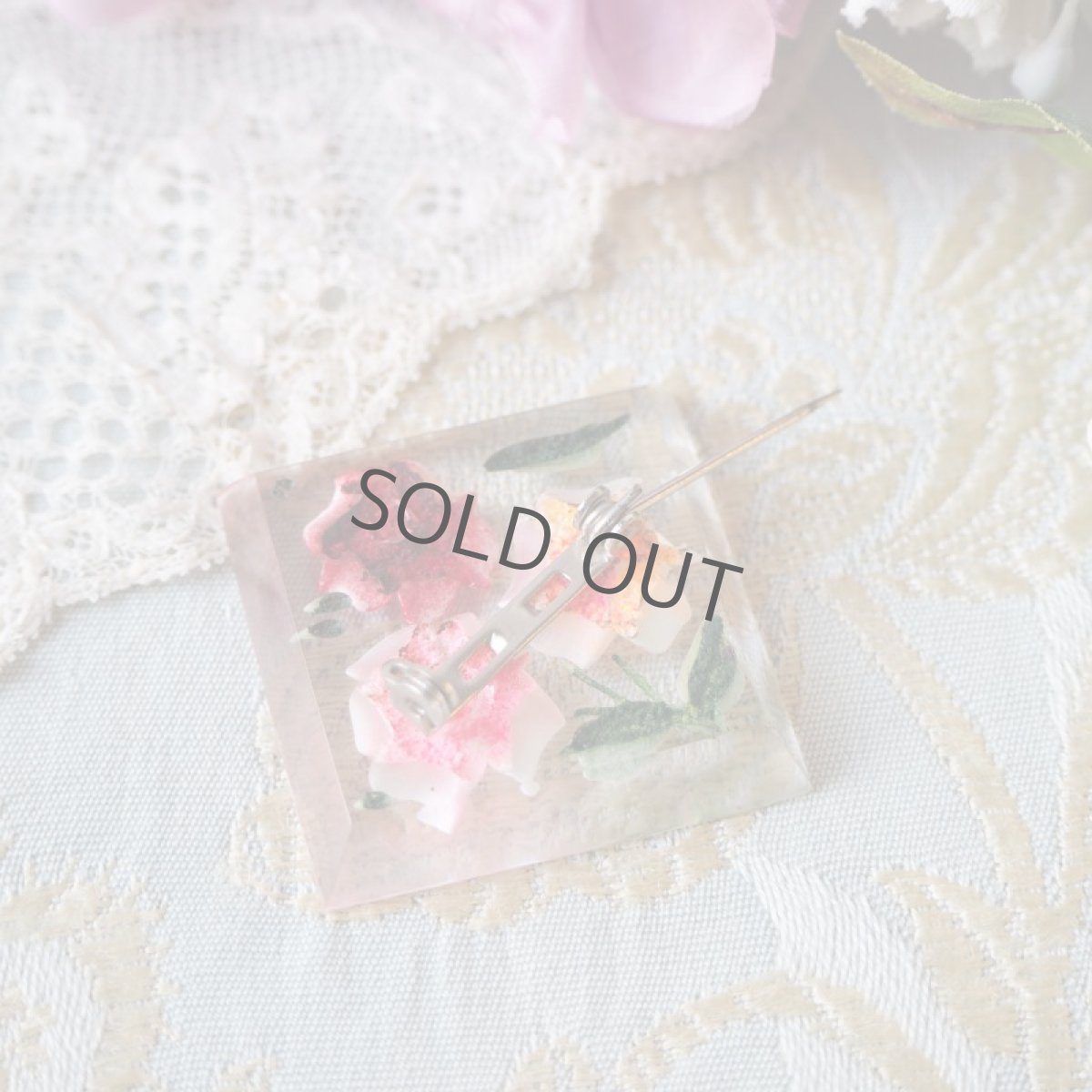 画像6: ルーサイト可愛いピンクと赤の薔薇の花のブローチ (6)