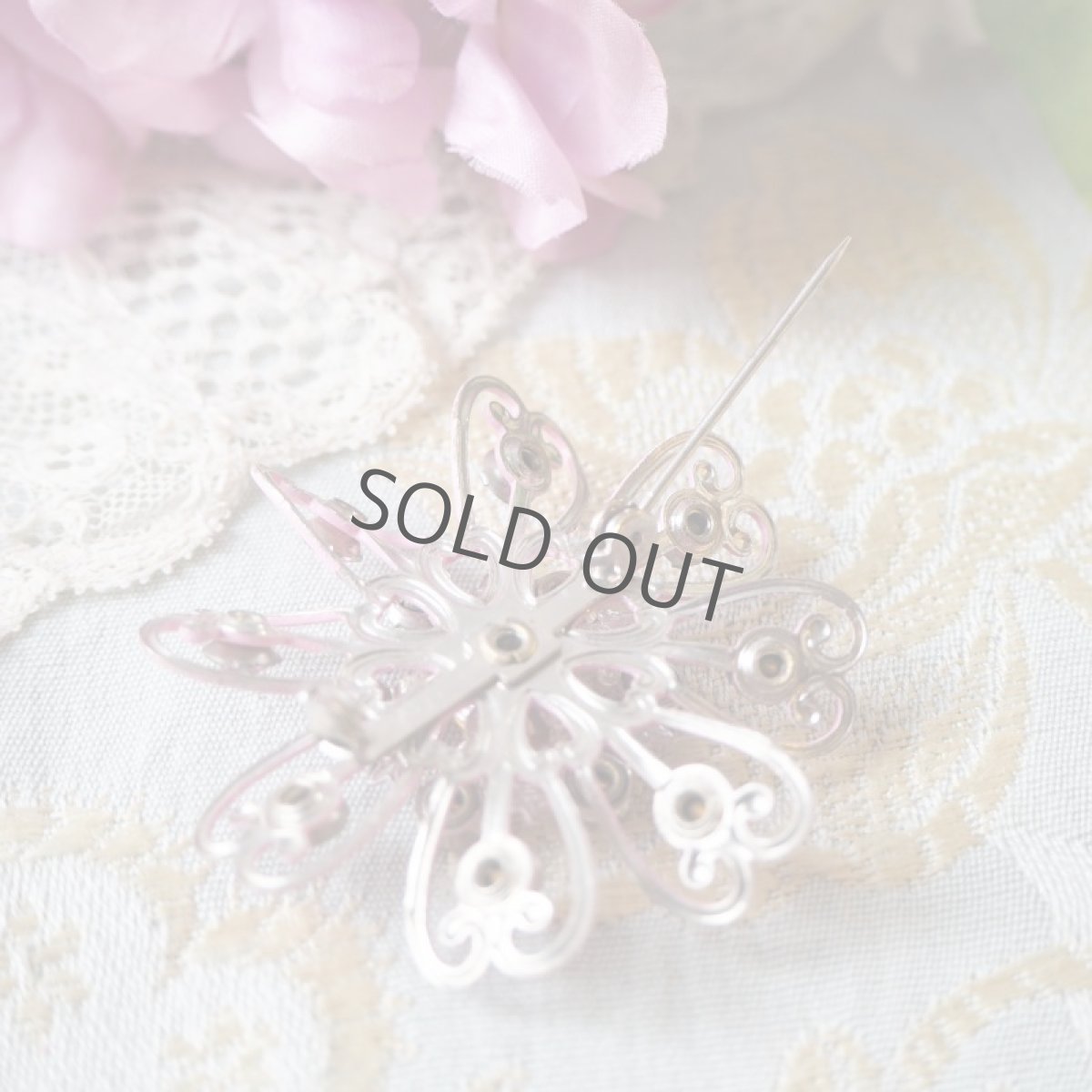 画像7: ピンクラインストーンエナメルのブローチ (7)