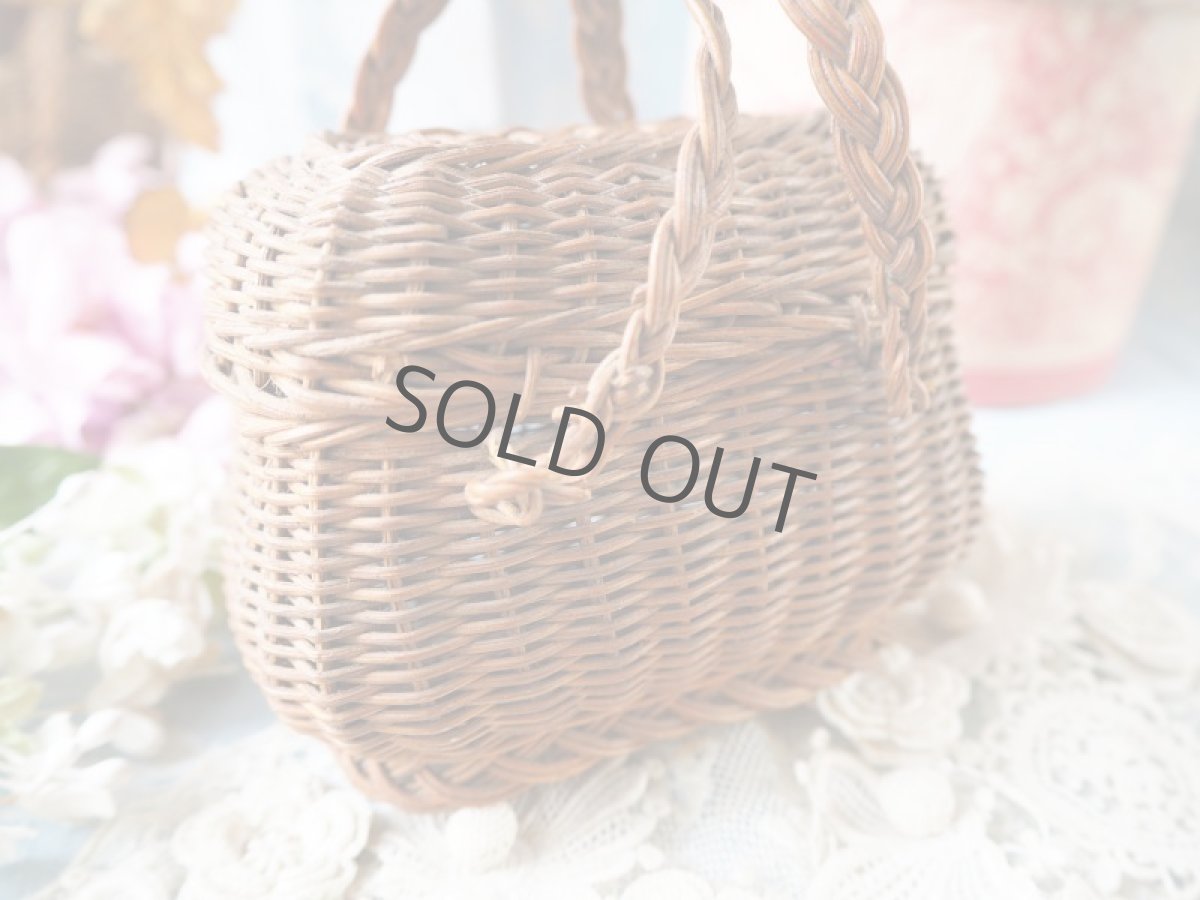 画像11: ドール用蓋付き小さなパニエ/籐製バスケット (11)