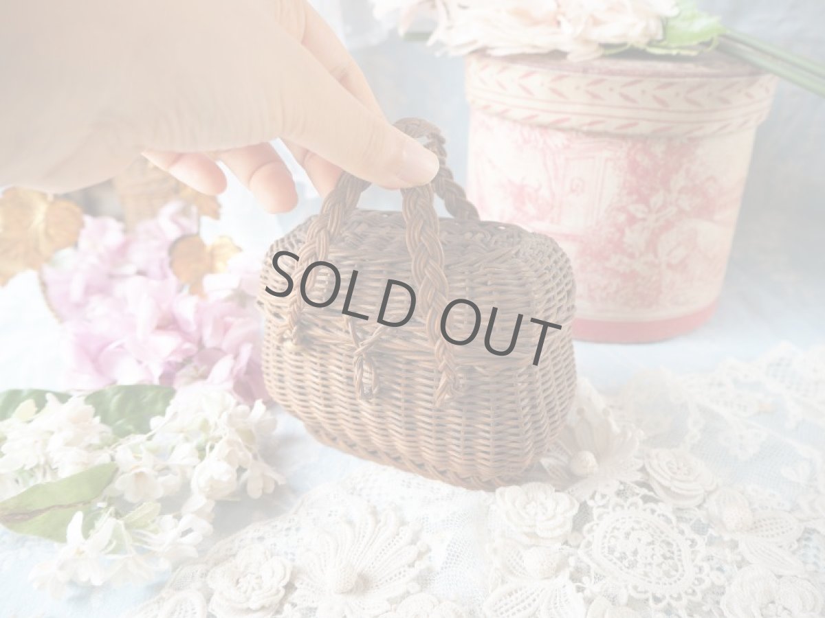 画像10: ドール用蓋付き小さなパニエ/籐製バスケット (10)