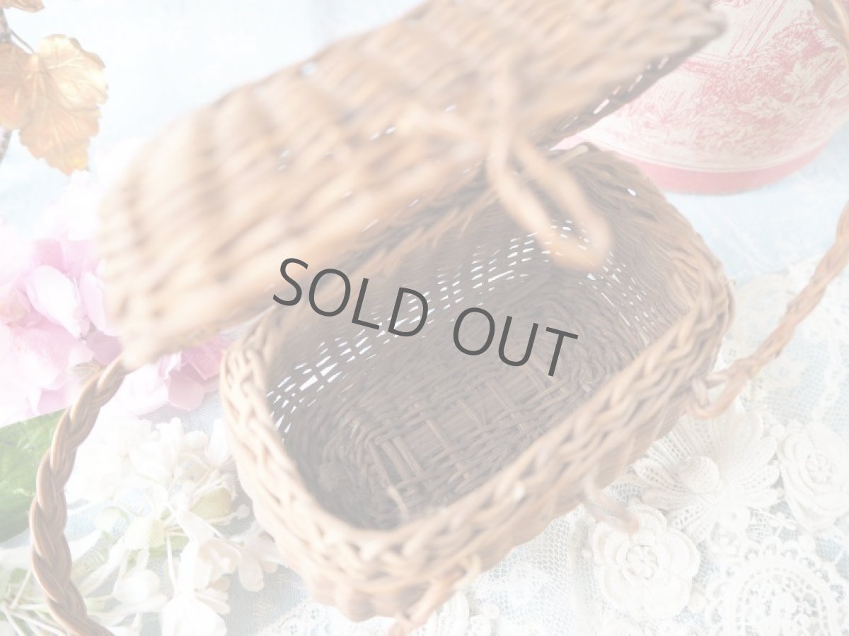 画像9: ドール用蓋付き小さなパニエ/籐製バスケット (9)