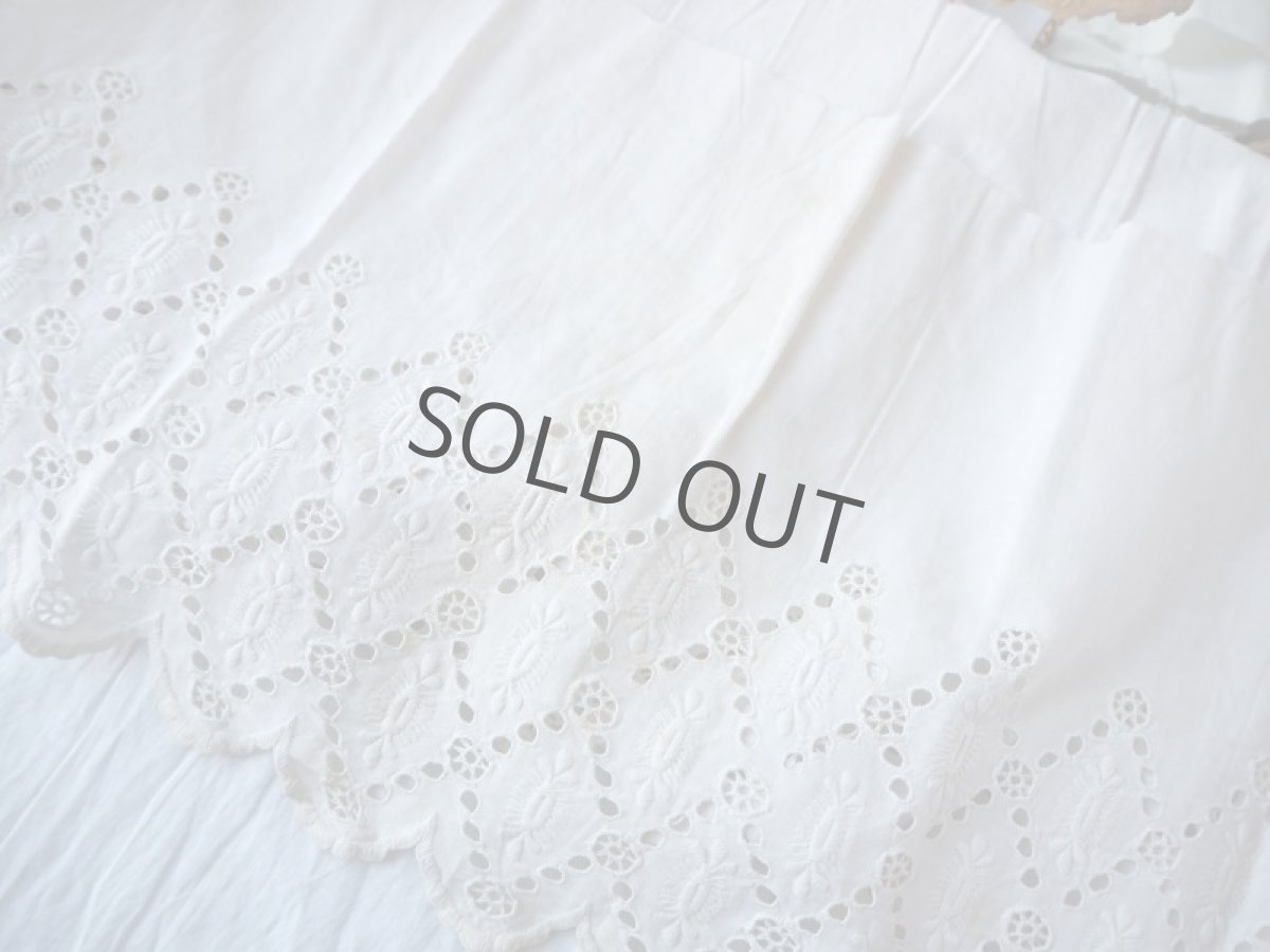 画像8: アイレットレース花とドット柄のハギレ/2枚 (8)