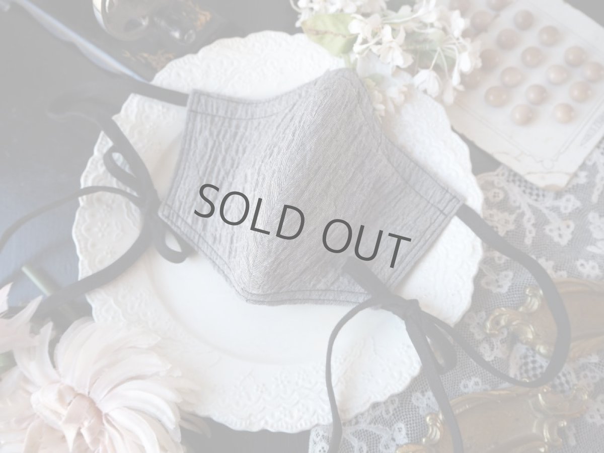 画像2: 【受注販売】ロゼッティ、リボンの布マスク/縮加工×黒リボン/顎下リボンver (Rosetta Grotti) (2)