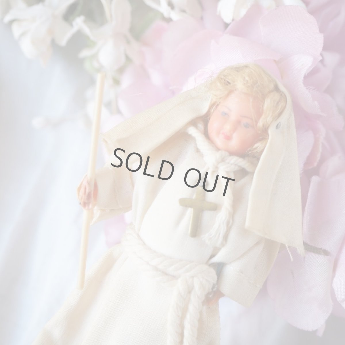 画像5: 十字架を付けたプラスチックと布製の小さな聖職者/ドール (5)