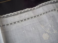 画像10: レースと刺繍の綿ローンハンカチ (10)