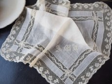 画像9: 極薄シルクに刺繍のモノグラムハンカチ (9)