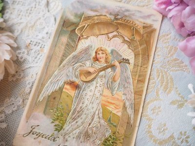 画像1: エンボス金彩の天使の絵柄のカード/角に折れ有り（セール品）