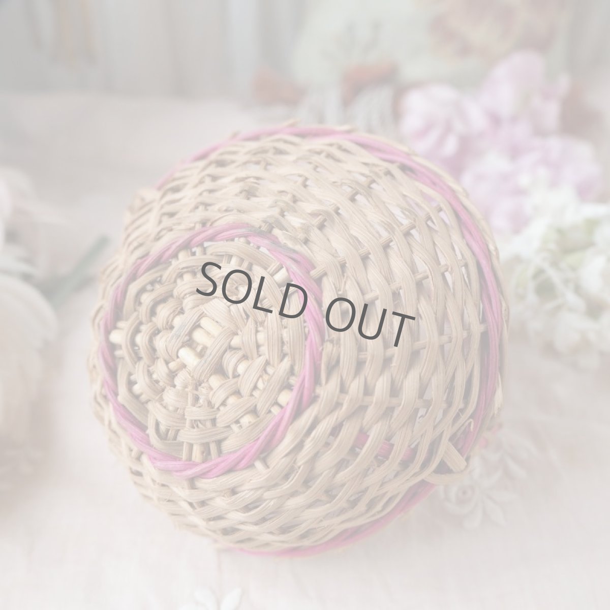 画像8: ピンク色のラインのドール用丸形パニエ (8)